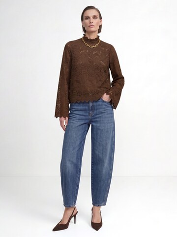 Rich & Royal Blouse in Bruin