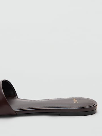 MANGO - Zapatos abiertos 'AMELIA' en marrón