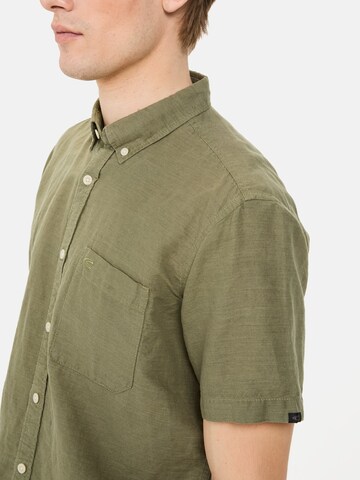 CAMEL ACTIVE Regular Fit Kurzarmhemd aus einem Baumwoll-Leinenmix in Grün