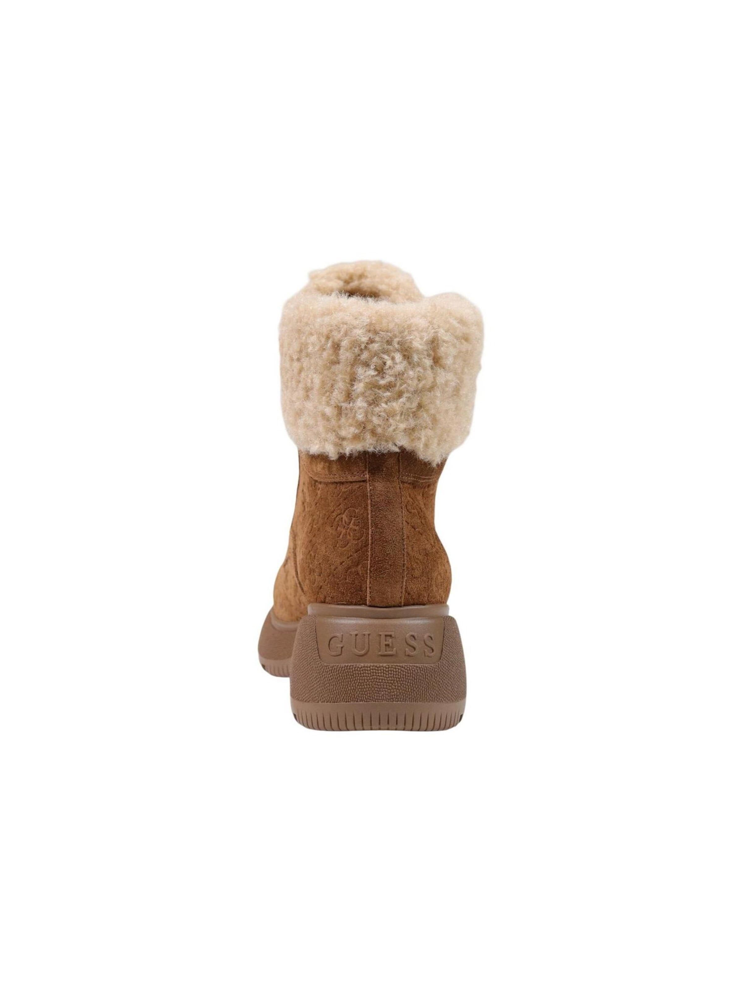 Boots 'VIKKI FLFVIK SUE10' di GUESS in marrone