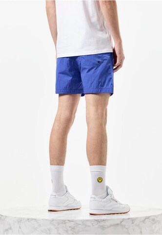 Regular Shorts de bain 'Stacks' Weekend Offender en bleu