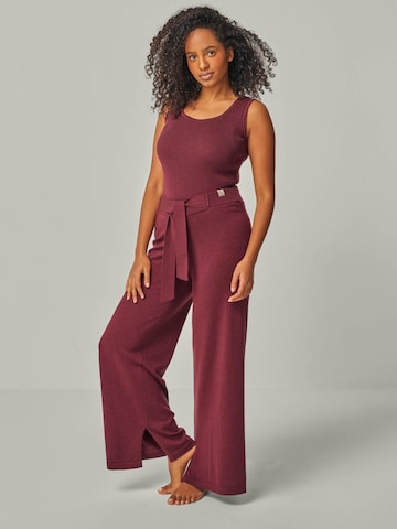Abito da casa 'LOUNGEWEAR SET  - Top Blossom & Pants Bailey' di YOU LOOK PERFECT in rosso: frontale