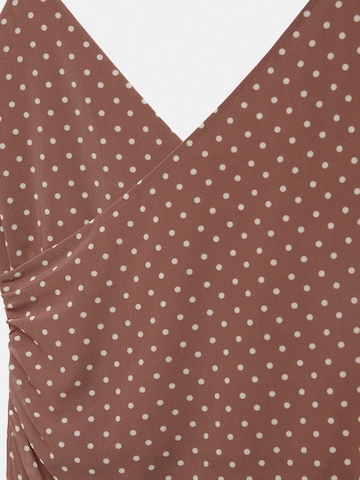 Rochie de vară de la Pull&Bear pe maro