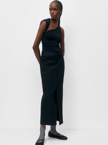 Pull&Bear Skirt in Black: front