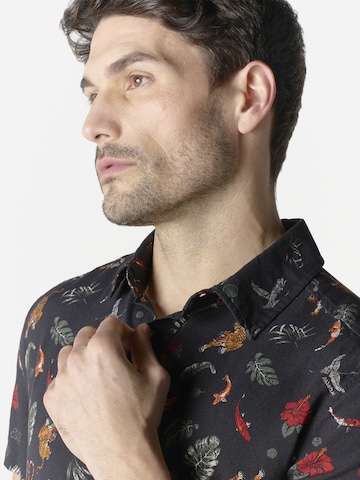 KOROSHI Regular fit Button Up Shirt in Black