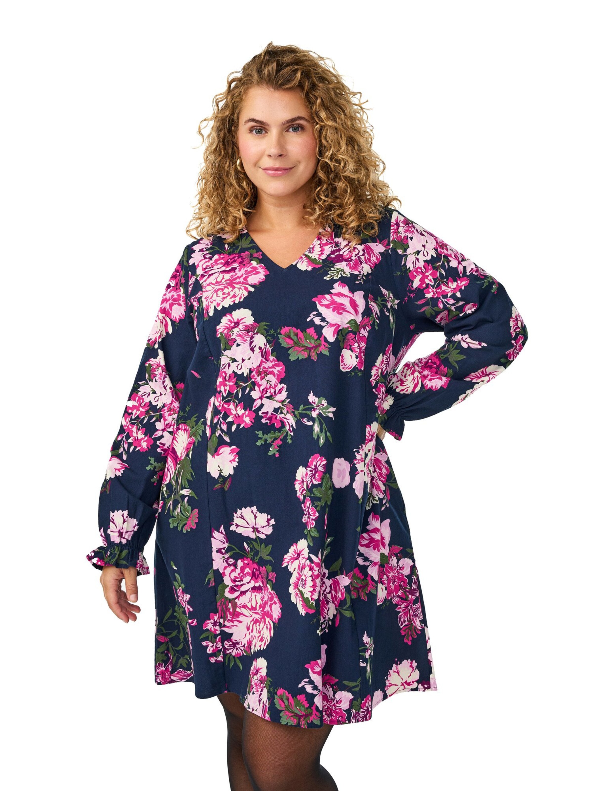 Abito 'Jeasy' di Zizzi in blu: frontale