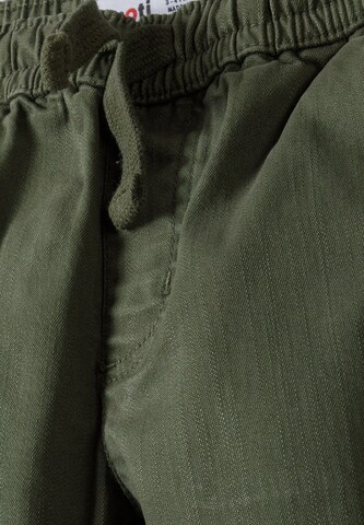 MINOTI - Tapered Pantalón en verde