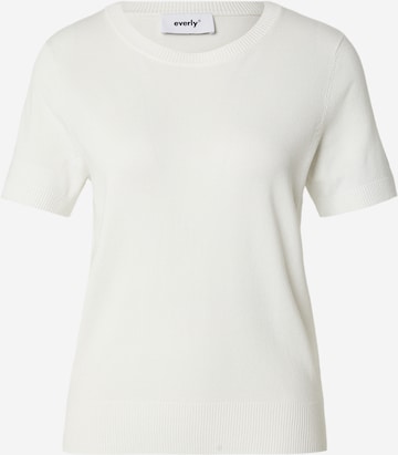 Everly - Camiseta en blanco: frente