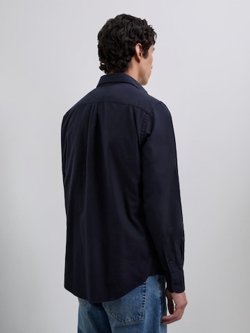 Scalpers Comfort Fit Hemd in Blau