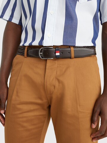 TOMMY HILFIGER Belt in Brown: front