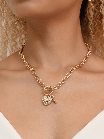 Collana di Lauren Ralph Lauren in oro: frontale