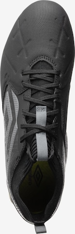Chaussure de foot 'Tocco II Pro FG ' UMBRO en noir