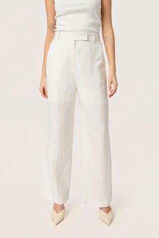 SOAKED IN LUXURY Wide Leg Hose 'Kimina' in Weiß: Vorderseite