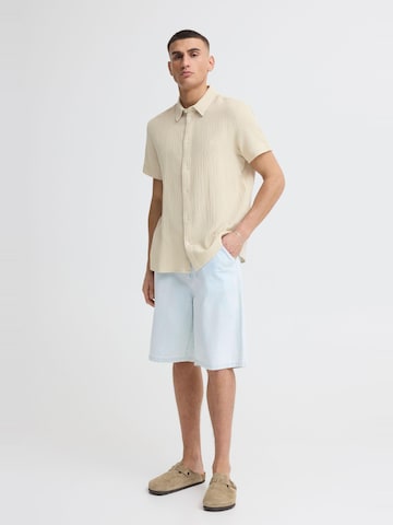 Coupe regular Chemise ' SDIain ' !Solid en beige