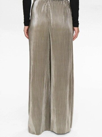 NÜMPH Loosefit Housut ' NUJIVA ' värissä beige