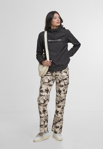 Veste mi-saison 'Dream Believe Achieve' Mister Tee en noir