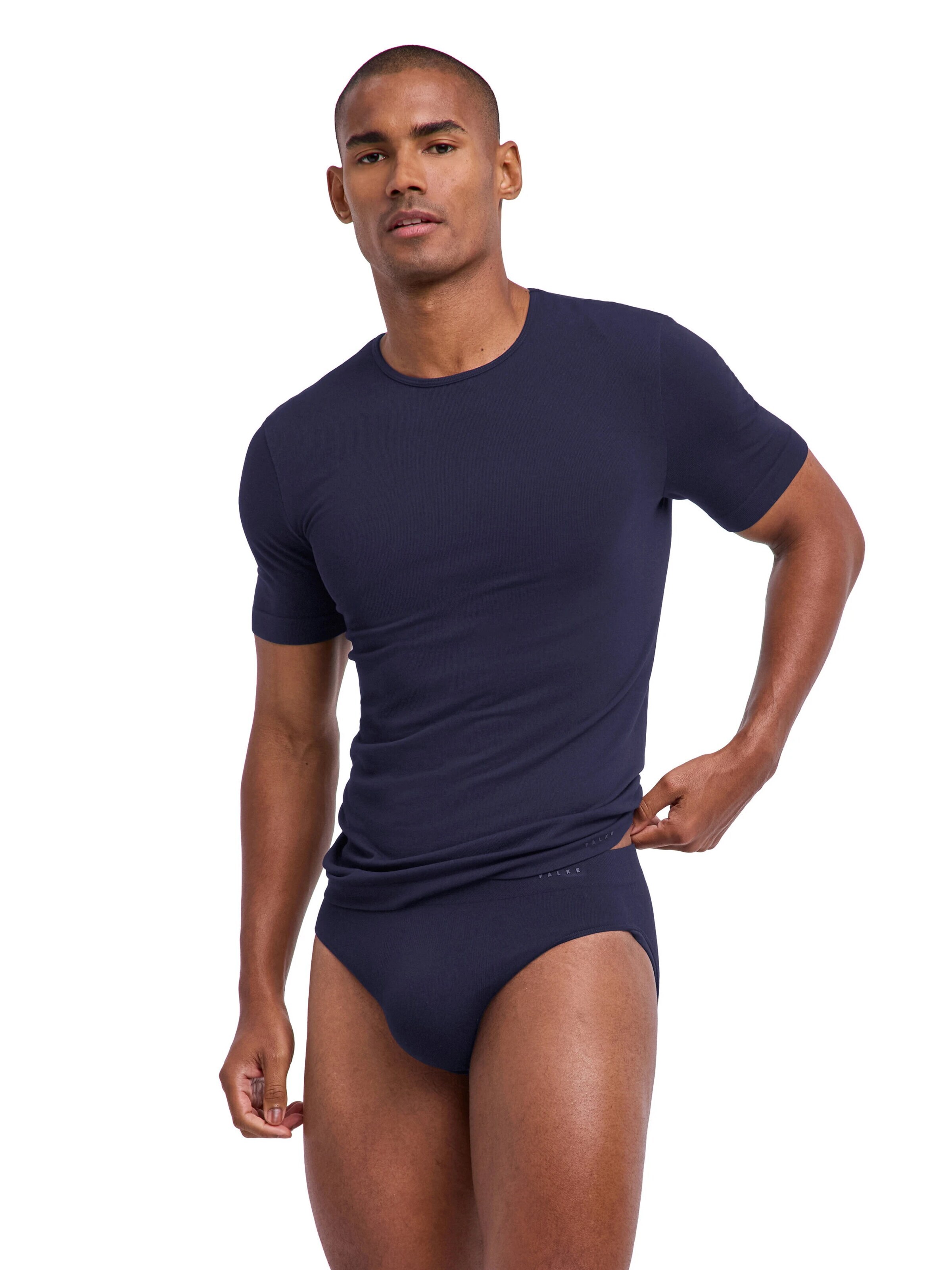 FALKE Undershirt 'Seamless' in Blue: front
