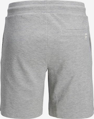Regular Pantalon JACK & JONES en gris