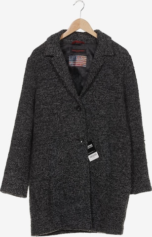 Frieda & Freddies NY Mantel M in Grau: Vorderseite