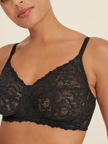 T-shirt Reggiseno di Next in nero