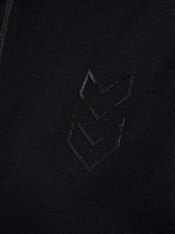 Hummel Sweatshirt 'ACTIVE' in Black