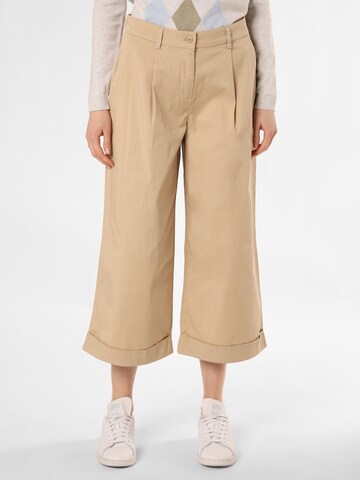 Marie Lund Flared Pleat-Front Pants ' ' in Beige: front