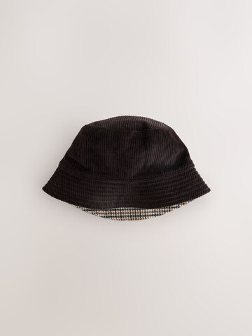 Next Klobouk – mix barev