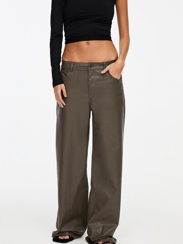 Pull&Bear Wide Leg Hose in Grün: Vorderseite