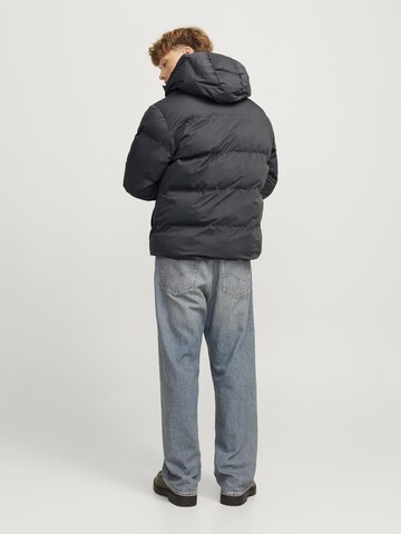 JACK & JONES Vinterjakke 'JJPayne' i grå