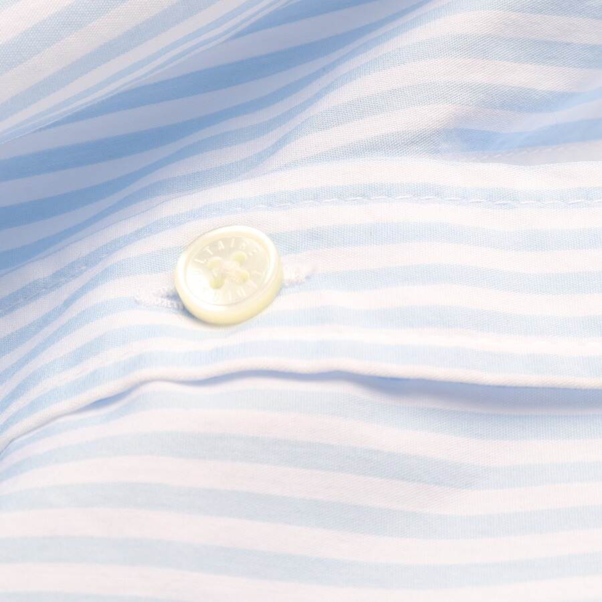 Zadig & Voltaire Button Up Shirt in S in Blue