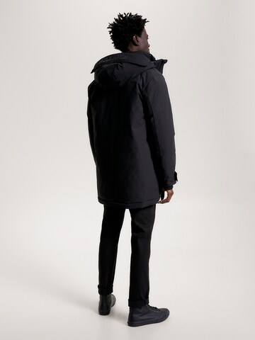 TOMMY HILFIGER Winter Parka in Black