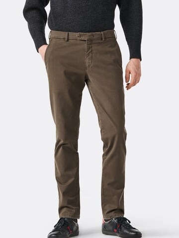 MMX Germany Regular Chino 'Lupus' in Bruin: voorkant