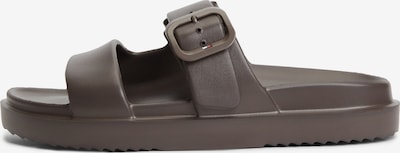 Šlepetės iš TOMMY HILFIGER, spalva – tamsiai ruda, Prekių apžvalga