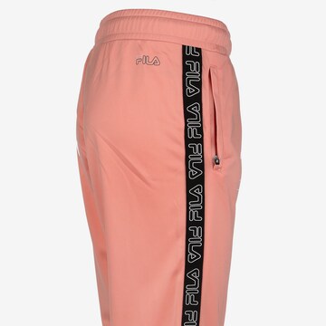 Tapered Pantaloni sportivi 'Jacoba' di FILA in rosa