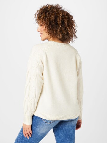 Vero Moda Curve Sweater 'Vigga' in Beige