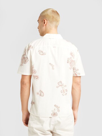 Fit confort Chemise HOLLISTER en blanc
