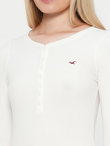 HOLLISTER Póló - fehér