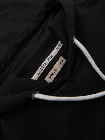 Ombre Sweatshirt 'OM-SSBN-0270' in Black