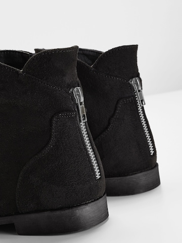 bonprix Stiefelette in Schwarz