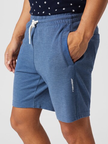 Ragwear Regular Shorts 'Piqy' in Blau