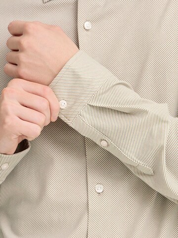 Casual Friday - Ajuste regular Camisa ' CFFris ' en verde