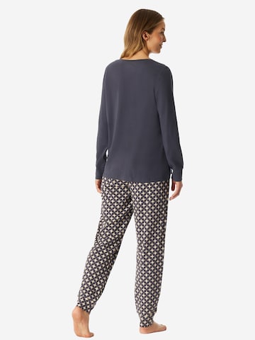 SCHIESSER Pyjama 'Comfort Essentials'‌‌‌‌‌‌‌‌ in Grau