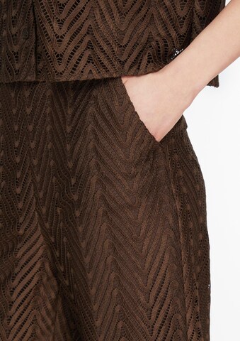 COMMA Regular Hose in Braun