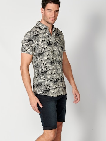 KOROSHI - Ajuste regular Camisa en negro