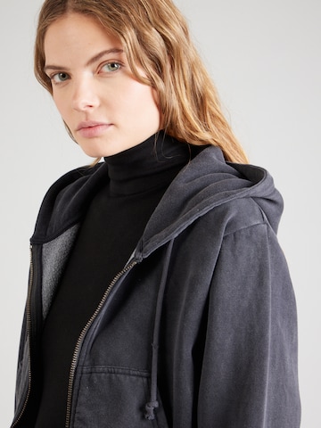 Veste de survêtement Monki en noir