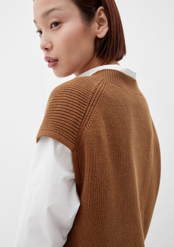 s.Oliver Sweater in Brown