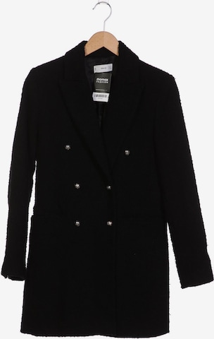MANGO Mantel S in Schwarz: Vorderseite