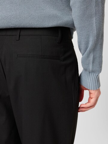 BURTON MENSWEAR LONDON Regular Trousers in Black
