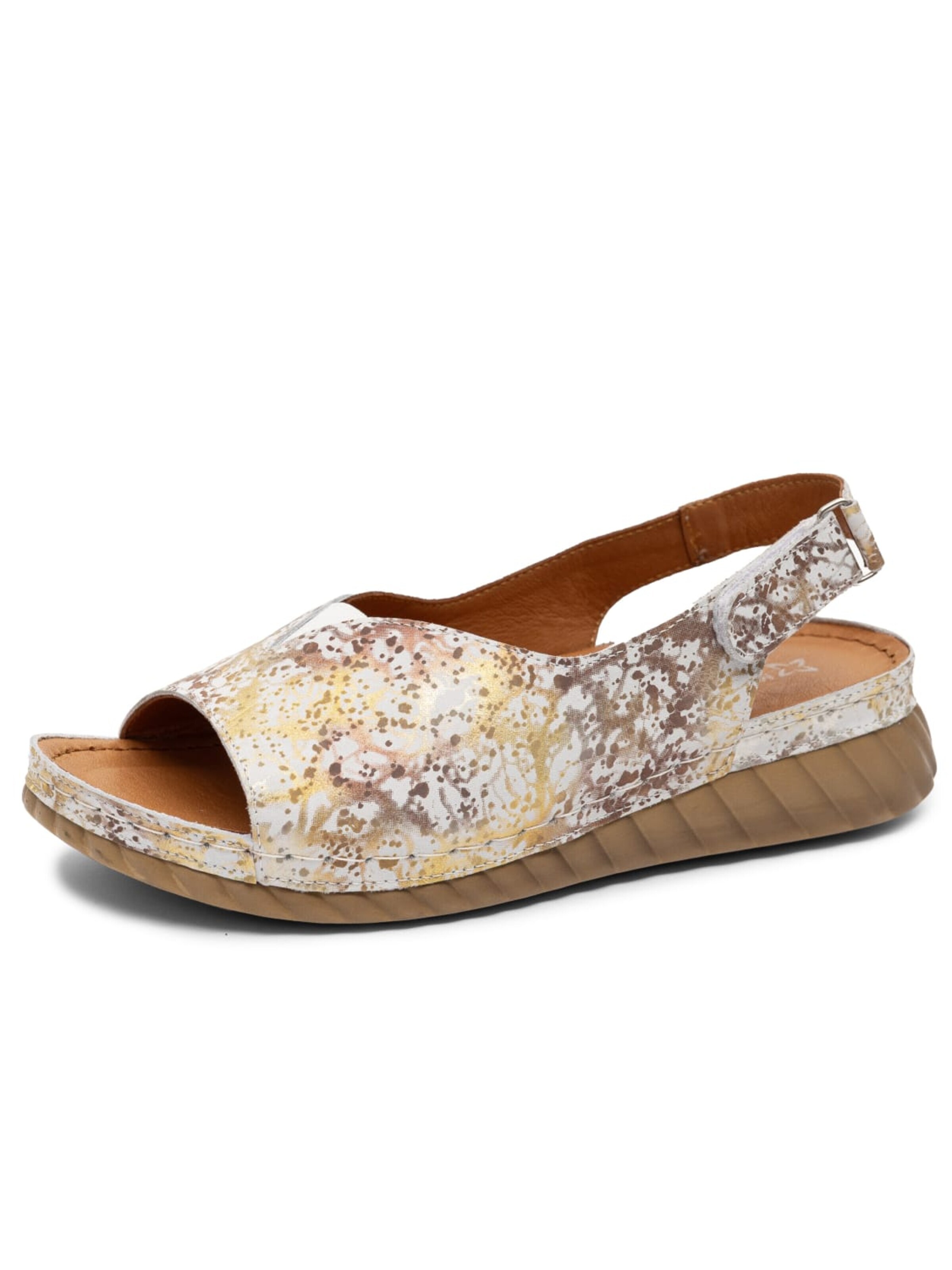 Maciejka Sandal in White: front