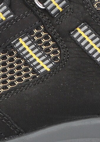 WALDLÄUFER Flats in Black